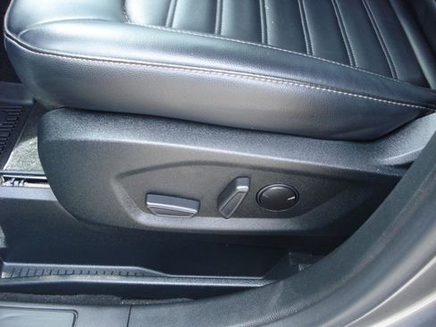 Used 2022 Ford Edge SEL w/ Cargo Accessory Package AWD/4WD image 16