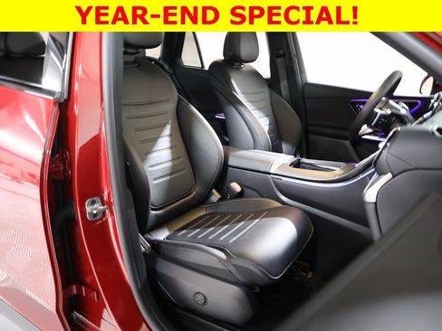 Used 2025 Mercedes-Benz GLC 300 4MATIC image 50