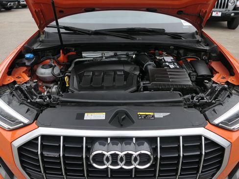 Used 2024 Audi Q3 2.0T Premium AWD/4WD image 30