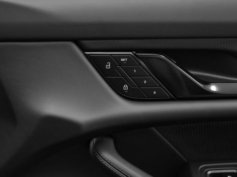 New 2026 Porsche Taycan image 22