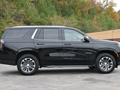 Used 2025 Chevrolet Tahoe LT w/ Comfort Package image 10