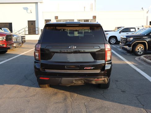 Used 2024 Chevrolet Suburban RST w/ Luxury Package AWD/4WD image 20