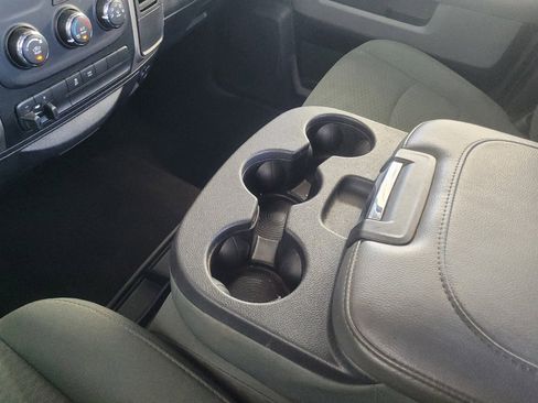 Used 2014 RAM 2500 SLT AWD/4WD image 26