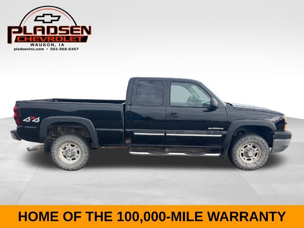 Used 2004 Chevrolet Silverado 2500 LT AWD/4WD image 6