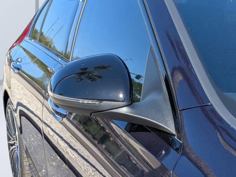 Used 2023 Mercedes-Benz C 300 4MATIC Sedan image 11