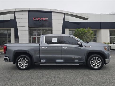 Used 2019 GMC Sierra 1500 SLT w/ SLT Premium Package image 2