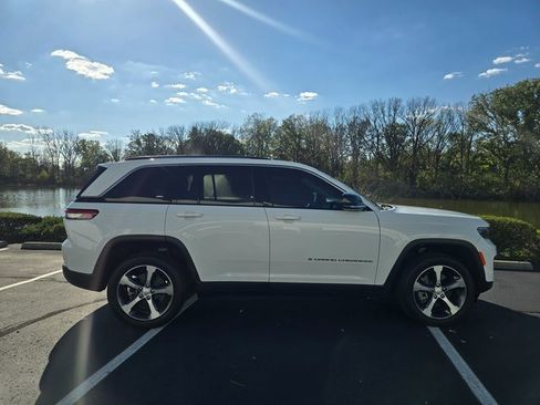 Used 2023 Jeep Grand Cherokee 4xe image 5