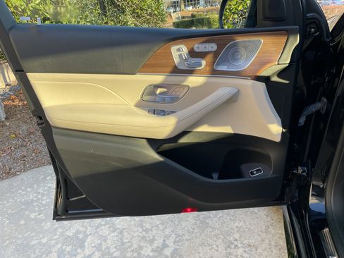 Certified 2024 Mercedes-Benz GLE 350 4MATIC image 16