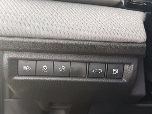 Certified 2025 Toyota Camry SE image 17