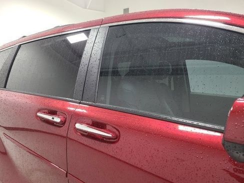 Certified 2024 Toyota Sienna XLE AWD/4WD image 11
