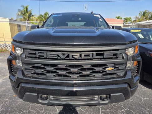 Used 2024 Chevrolet Silverado 1500 Custom RWD image 2