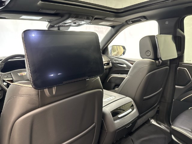 Certified 2021 Cadillac Escalade ESV Premium Luxury AWD/4WD image 15
