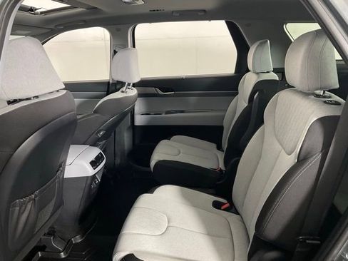 Used 2022 Hyundai Palisade SEL w/ Convenience Package image 32