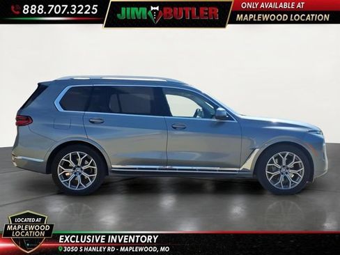 Used 2025 BMW X7 xDrive40i AWD/4WD image 4