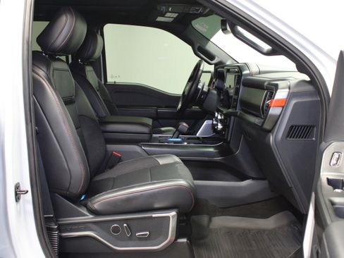 Used 2025 Ford F150 Raptor AWD/4WD image 17