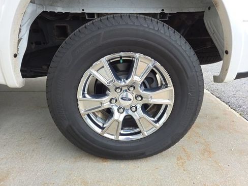 Used 2015 Ford F150 Lariat w/ Equipment Group 502A Luxury AWD/4WD image 80