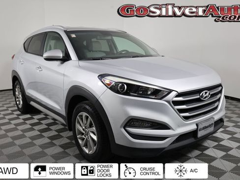 Used 2017 Hyundai Tucson SE AWD/4WD image 1