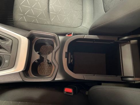 Certified 2021 Toyota RAV4 XLE AWD/4WD image 24