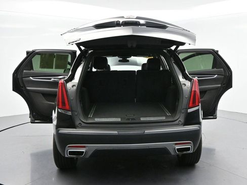 Certified 2025 Cadillac XT5 Premium Luxury FWD image 44