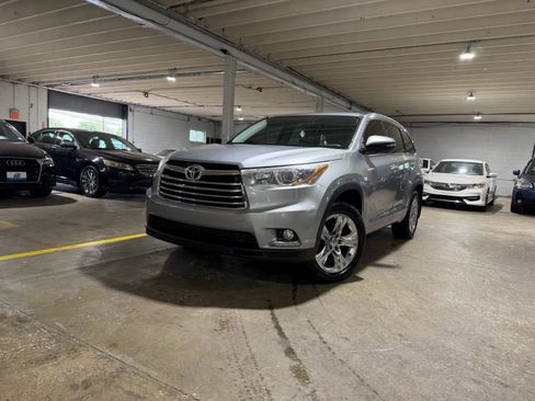 Used 2015 Toyota Highlander Limited AWD/4WD image 1