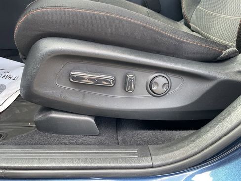 Used 2023 Honda CR-V Sport image 11