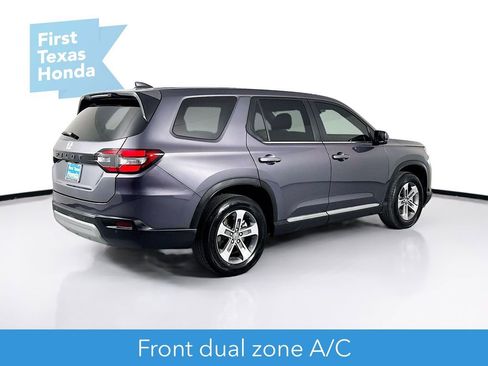 Used 2025 Honda Pilot EX-L image 8