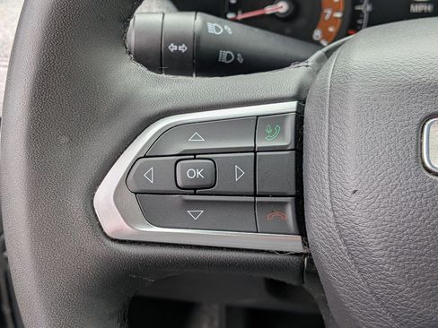 Certified 2024 Jeep Compass Latitude AWD/4WD image 15