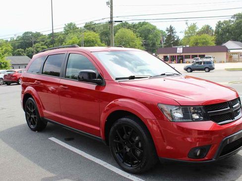 Used 2016 Dodge Journey R/T FWD image 3