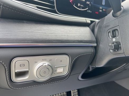 New 2025 Mercedes-Benz GLS 63 AMG 4MATIC image 20