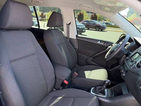 Used 2017 Volkswagen Tiguan S AWD/4WD image 20