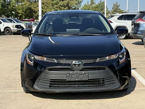 Used 2024 Toyota Corolla LE FWD image 8