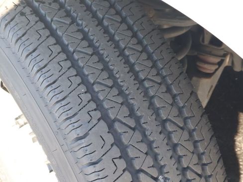 Used 2022 Chevrolet Express 3500 w/ Driver Convenience Package image 12