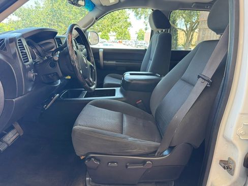 Used 2007 Chevrolet Silverado 2500 LT w/ 2LT Convenience Package RWD image 15