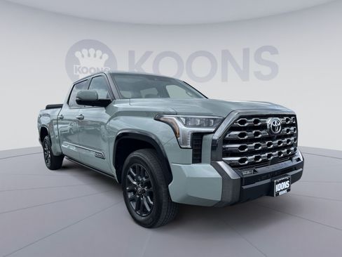 Used 2025 Toyota Tundra Platinum AWD/4WD image 10