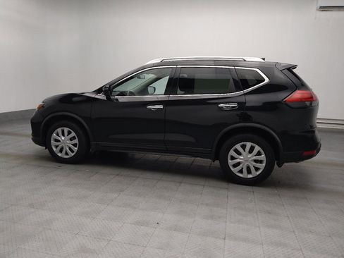 Used 2017 Nissan Rogue S w/ S Appearance Package FWD image 3