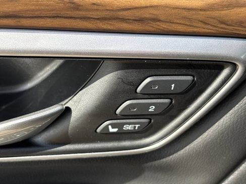 Used 2020 Honda CR-V Touring image 21