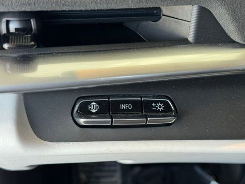 Used 2023 Chevrolet Corvette Stingray Premium Cpe w/ Z51 Performance Package image 16