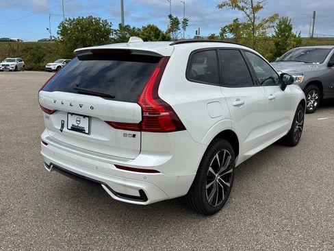 Certified 2025 Volvo XC60 B5 Plus w/ Protection Package Premier image 4