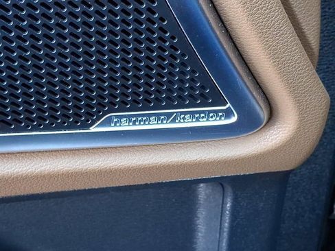 Used 2022 Kia Telluride SX w/ SX Prestige Package image 34