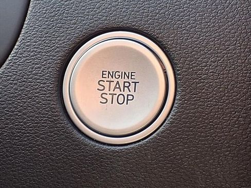 Used 2022 Hyundai Tucson Limited image 16