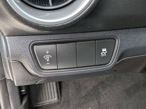 Used 2023 Kia Forte LXS FWD image 14