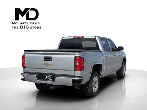 Used 2018 Chevrolet Silverado 1500 LT w/ All Star Edition image 5