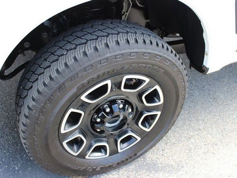 Used 2025 Ford F350 Platinum AWD/4WD image 3