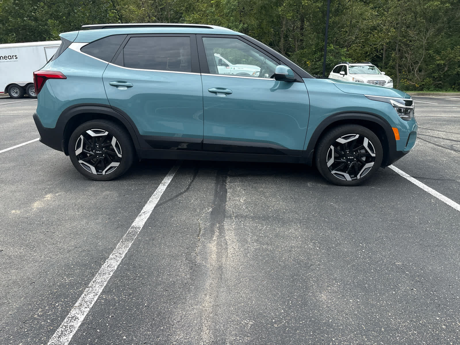 Used 2024 Kia Seltos SX w/ SX Sunroof Package AWD/4WD image 5