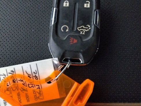 Used 2023 Chevrolet Silverado 2500 High Country w/ Technology Package image 48