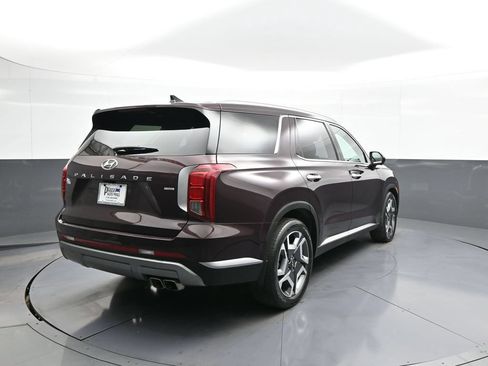 Certified 2023 Hyundai Palisade SEL w/ Premium Package AWD/4WD image 6