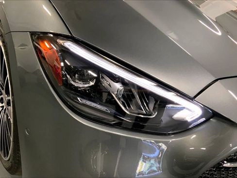 Used 2025 Mercedes-Benz C 300 Sedan image 26