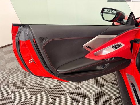 Used 2022 Chevrolet Corvette Stingray Preferred Cpe w/ Z51 Performance Package RWD image 31