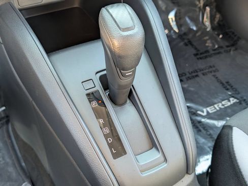 Used 2025 Nissan Versa S w/ Trunk Package FWD image 25