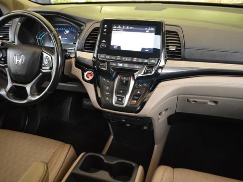 Used 2021 Honda Odyssey Elite image 32